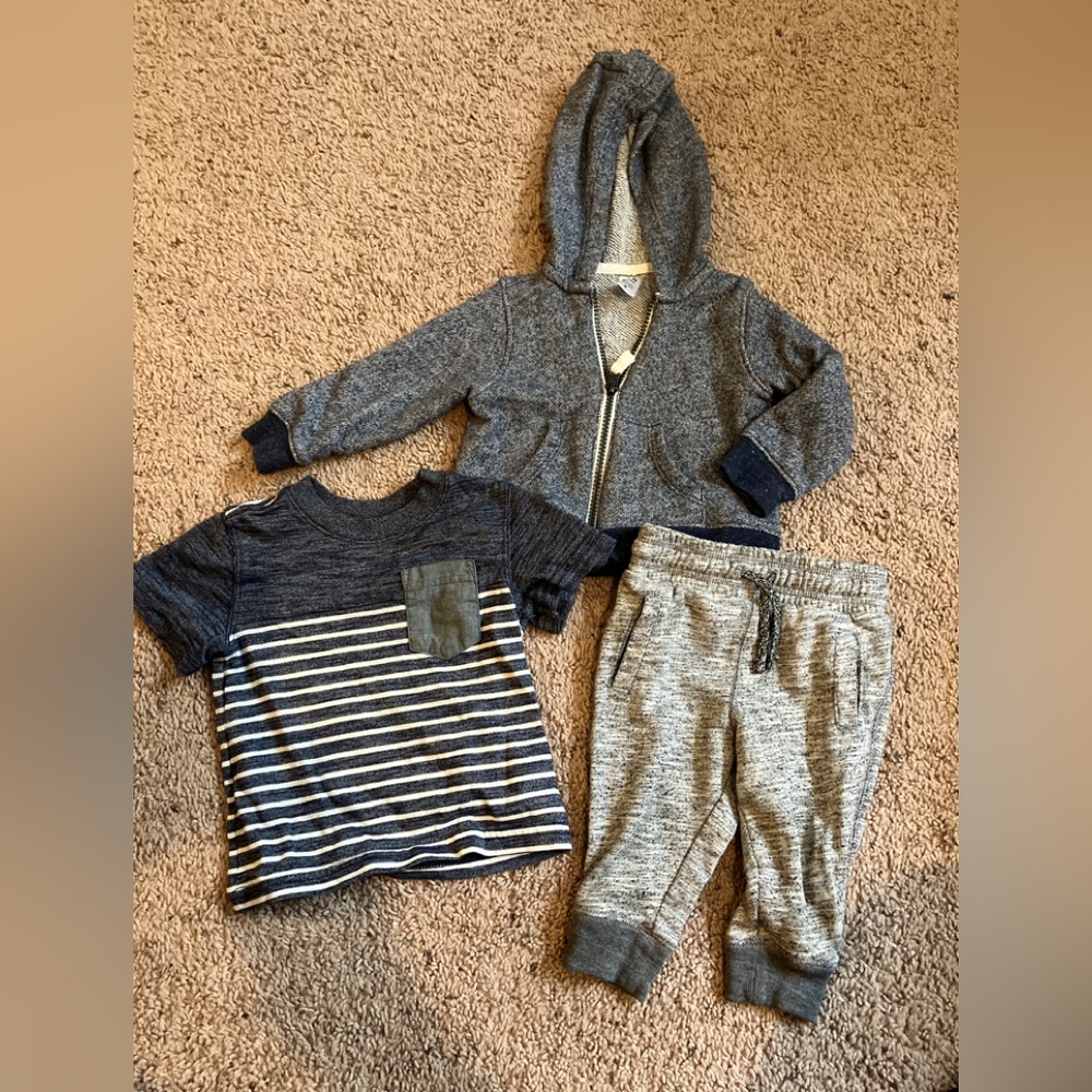 Carters Boys Outfits Size 12 Months